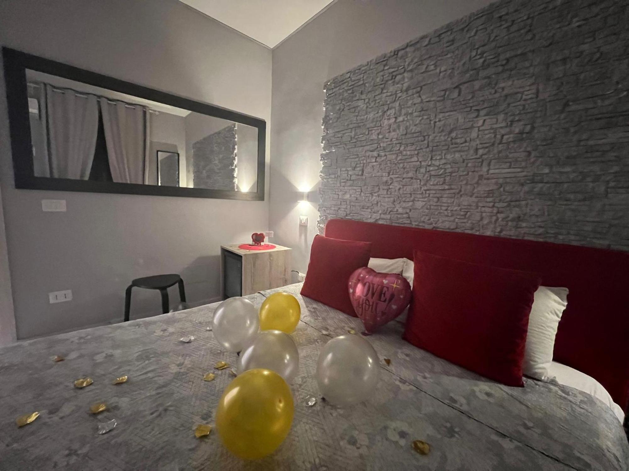 נאפולי B&B Alla Stazione מראה חיצוני תמונה