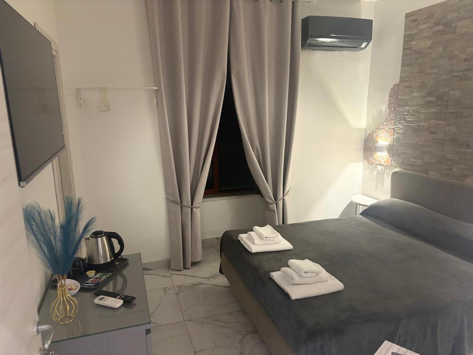 נאפולי B&B Alla Stazione מראה חיצוני תמונה